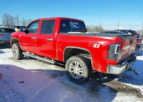 2007 Chevrolet Silverado 1500 Lt1 z USA, uszkodzony, nr VIN 2GCEK13M571521959